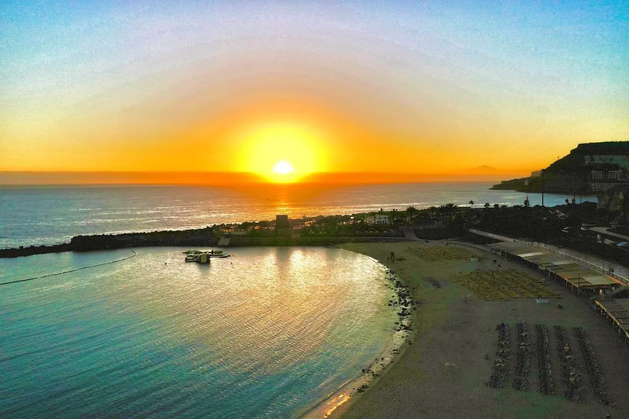 Seafront Playa Del Cura Apartment